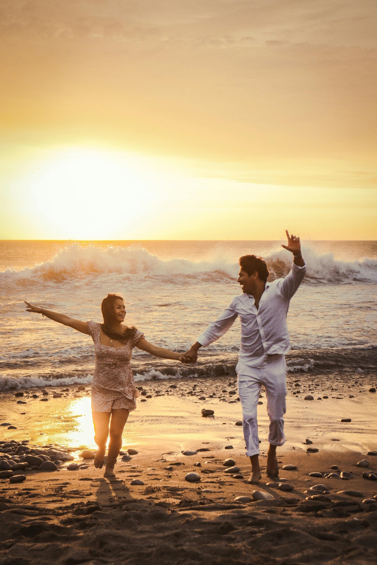 10 Unique Anniversary Gift Ideas Under $100 for 2025