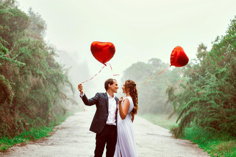 Timeless Valentine's Day Gifts: 10 Classic Ideas That Never Lose Their Charm