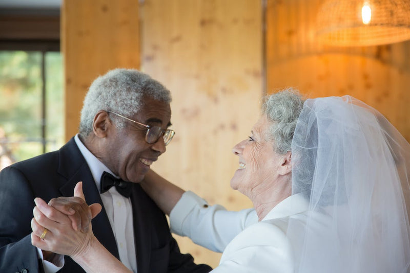 Honoring the Pillars of Wisdom: Thoughtful Gift Ideas for Grandparents