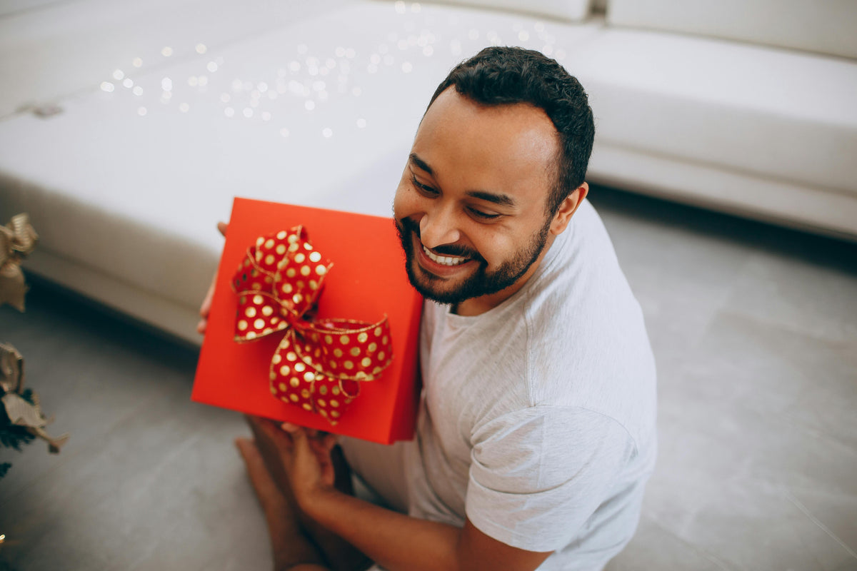 10 Extraordinary Christmas Gift Ideas That Will Make Dad's Eyes Light Up in 2024