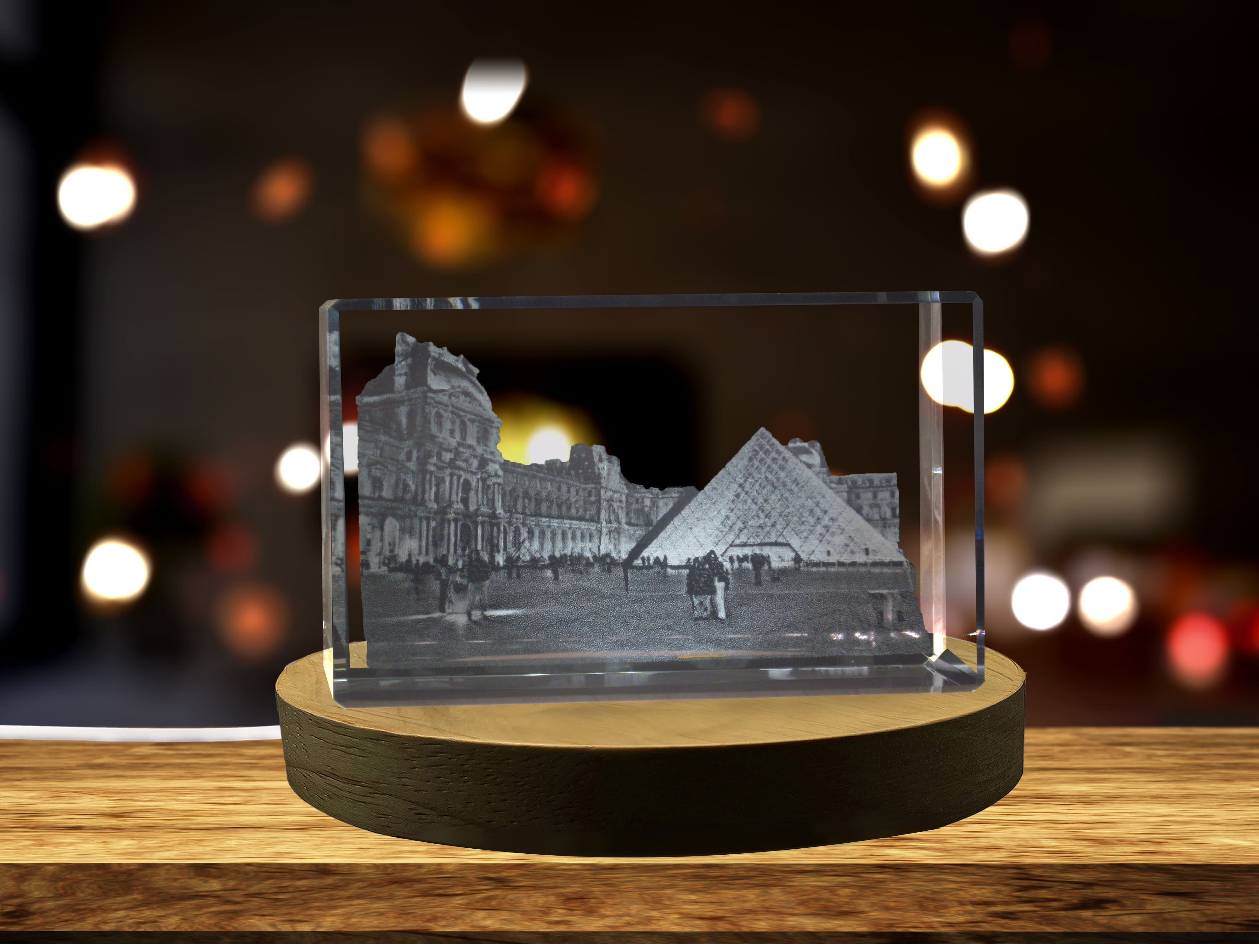 Musée du Louvre 3D Engraved Crystal Keepsake Souvenir A&B Crystal Collection