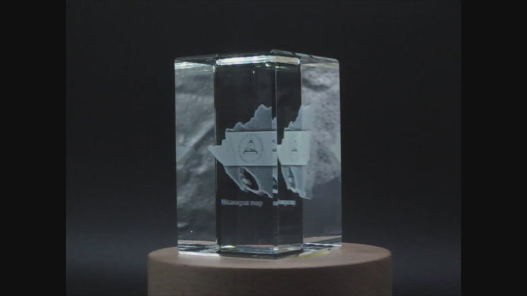 Nicaragua 3D Engraved Crystal 