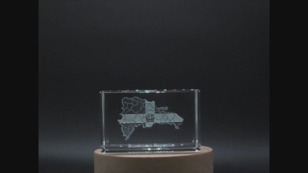 Dominican Republic 3D Engraved Crystal