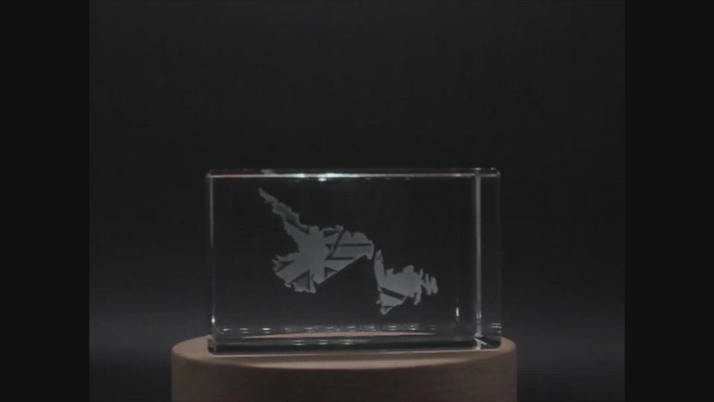 Newfoundland and Labrador 3D Engraved Crystal 