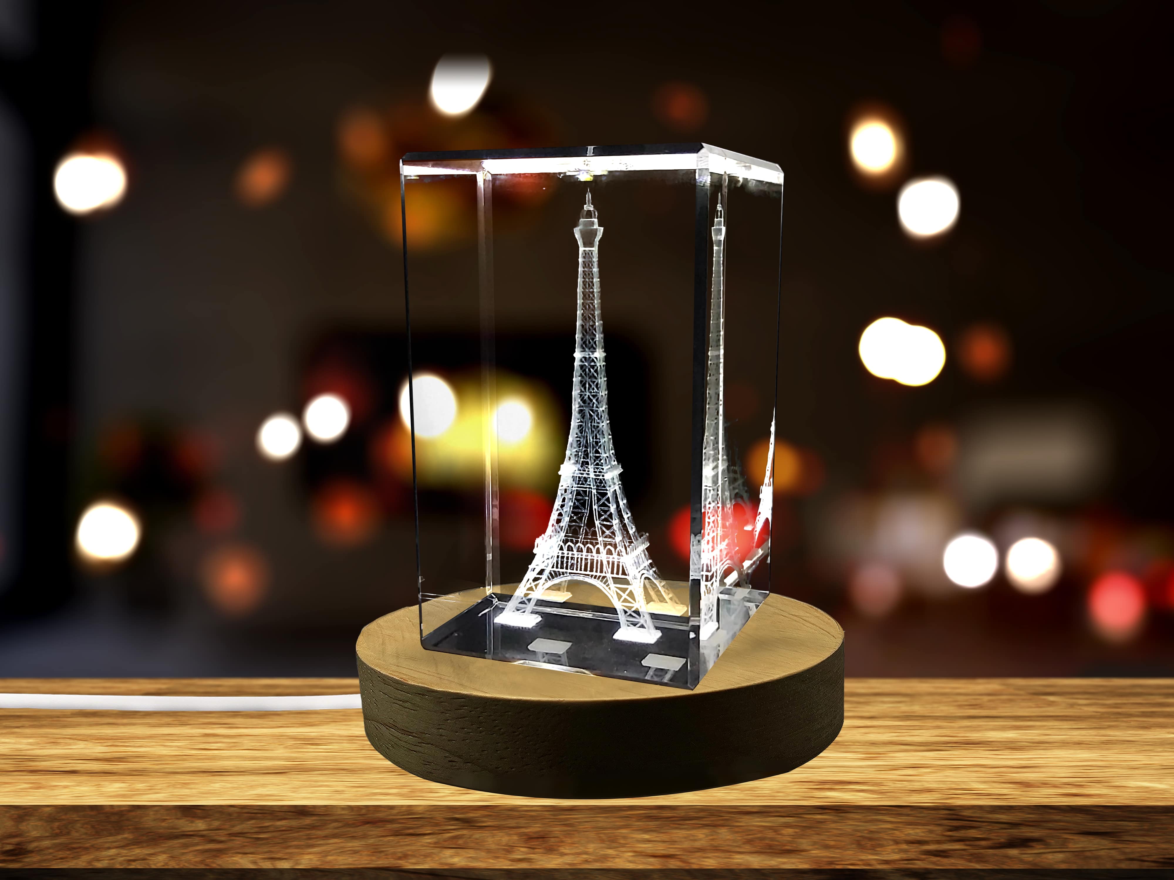 Eiffel Tower 3D Engraved Crystal Keepsake Souvenir A&B Crystal Collection