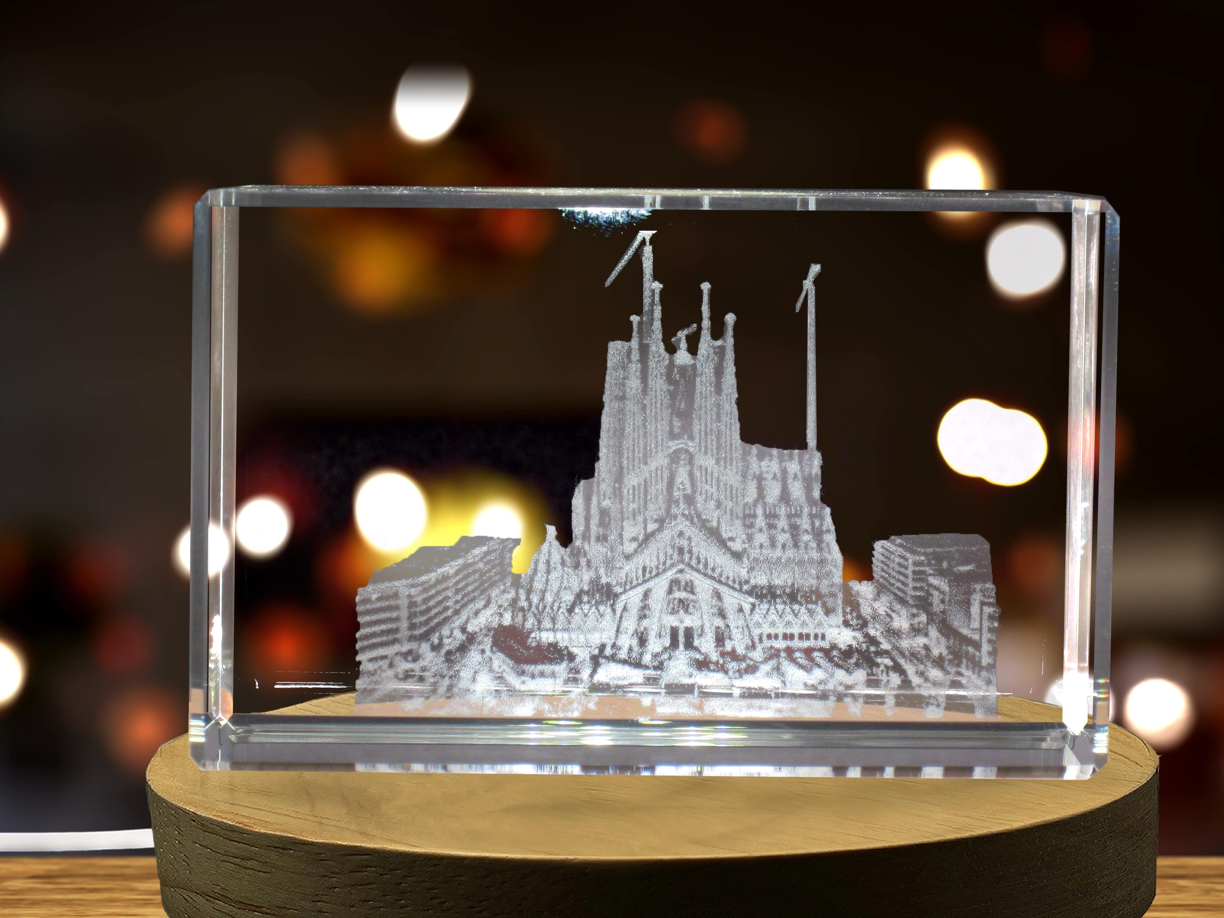 Sagrada Família 3D Engraved Crystal Keepsake Souvenir A&B Crystal Collection