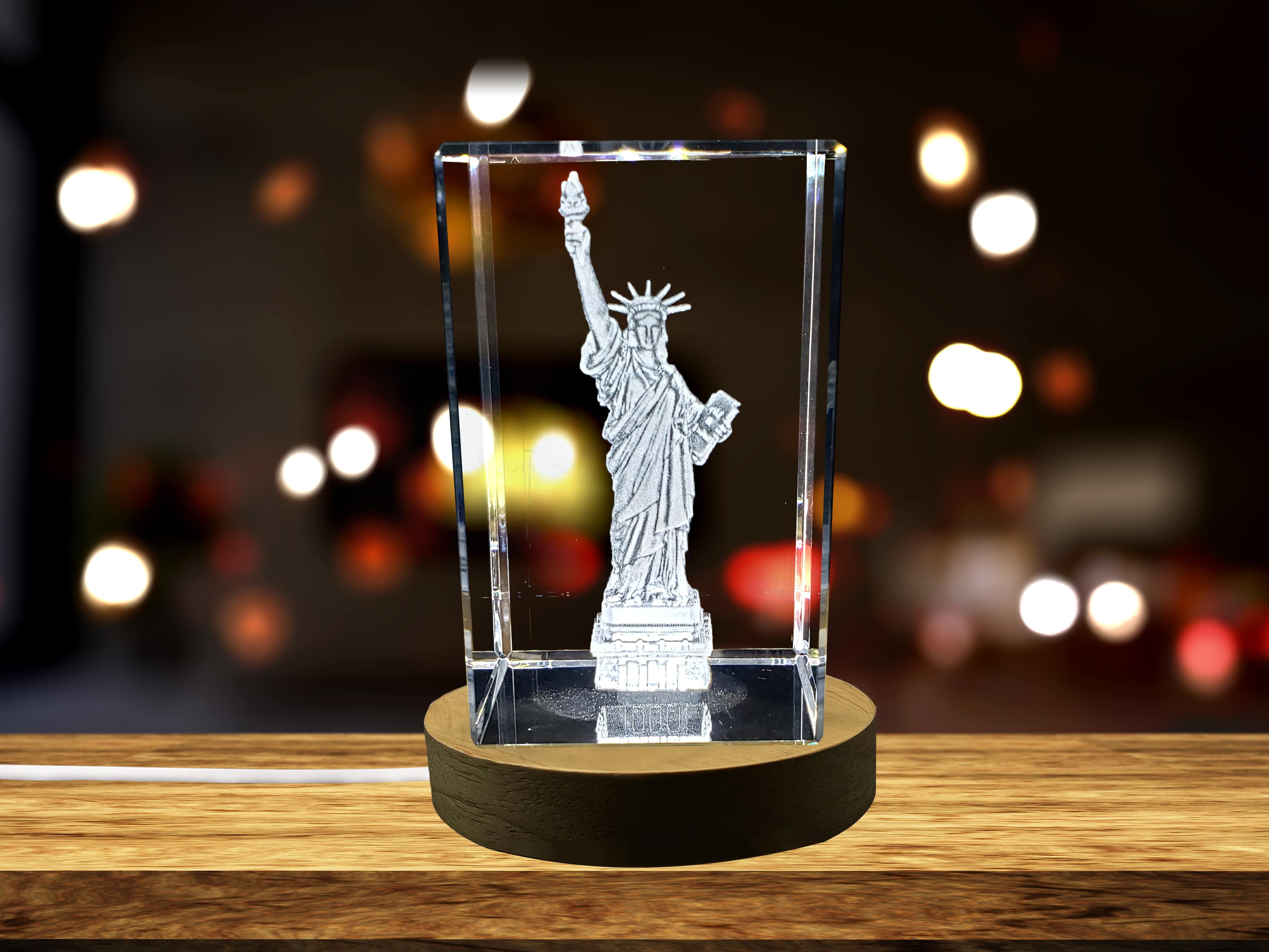 Statue of Liberty 3D Engraved Crystal Souvenir Keepsake A&B Crystal Collection