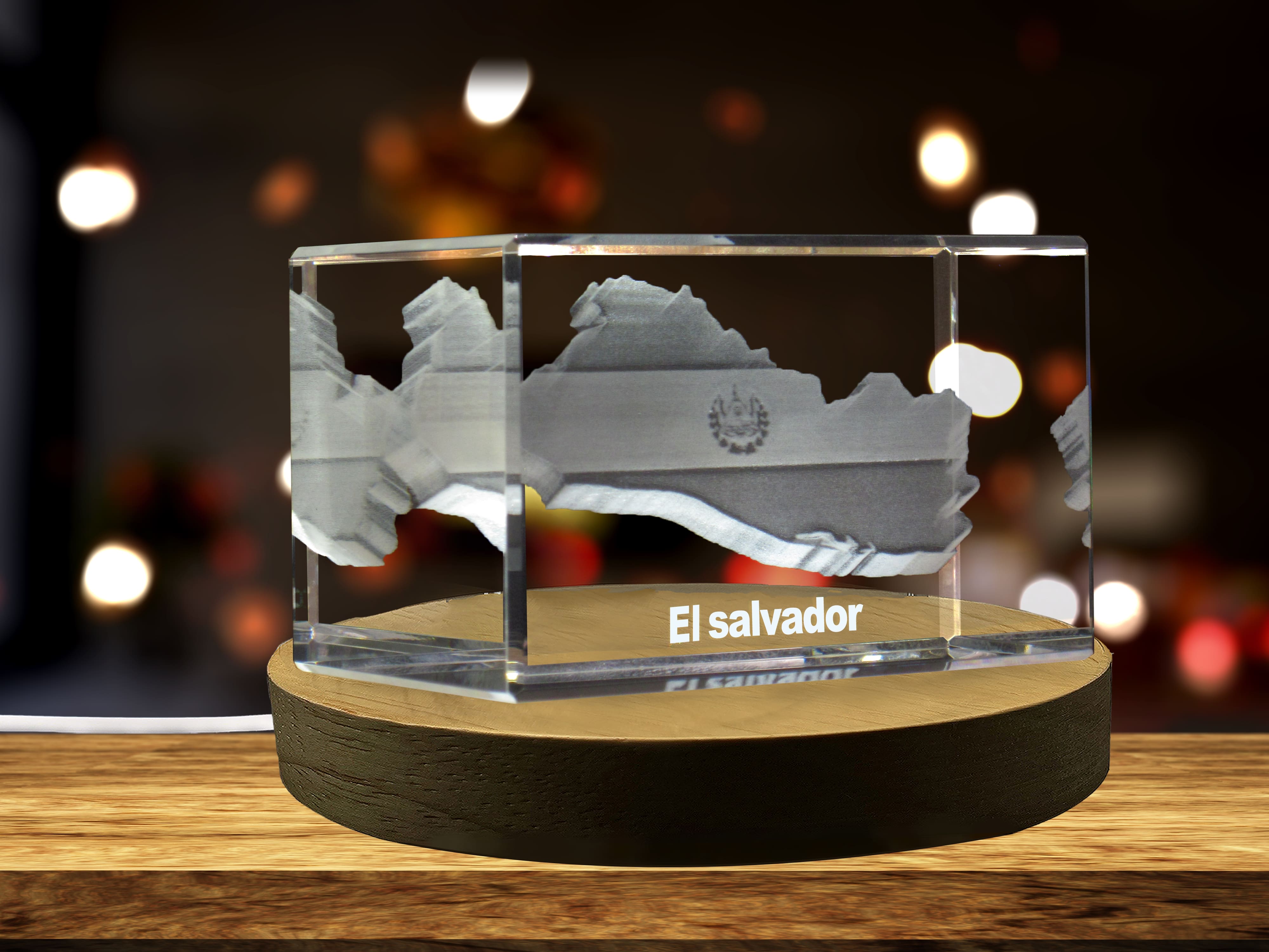 El Salvador 3D Engraved Crystal 3D Engraved Crystal Keepsake/Gift/Decor/Collectible/Souvenir A&B Crystal Collection